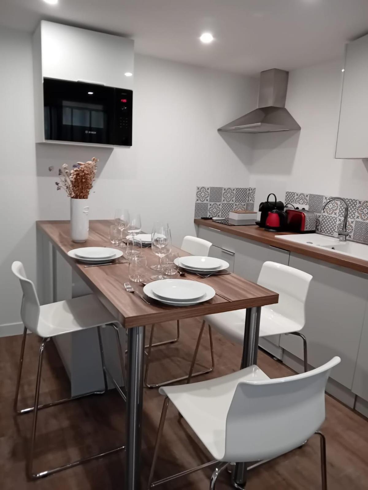 L'Amandier - Joli Appartement T3 Neuf Centre Ville A 2 Pas De La Rotonde Mirabeau Et Des Allees Provencales Aix-en-Provence Esterno foto